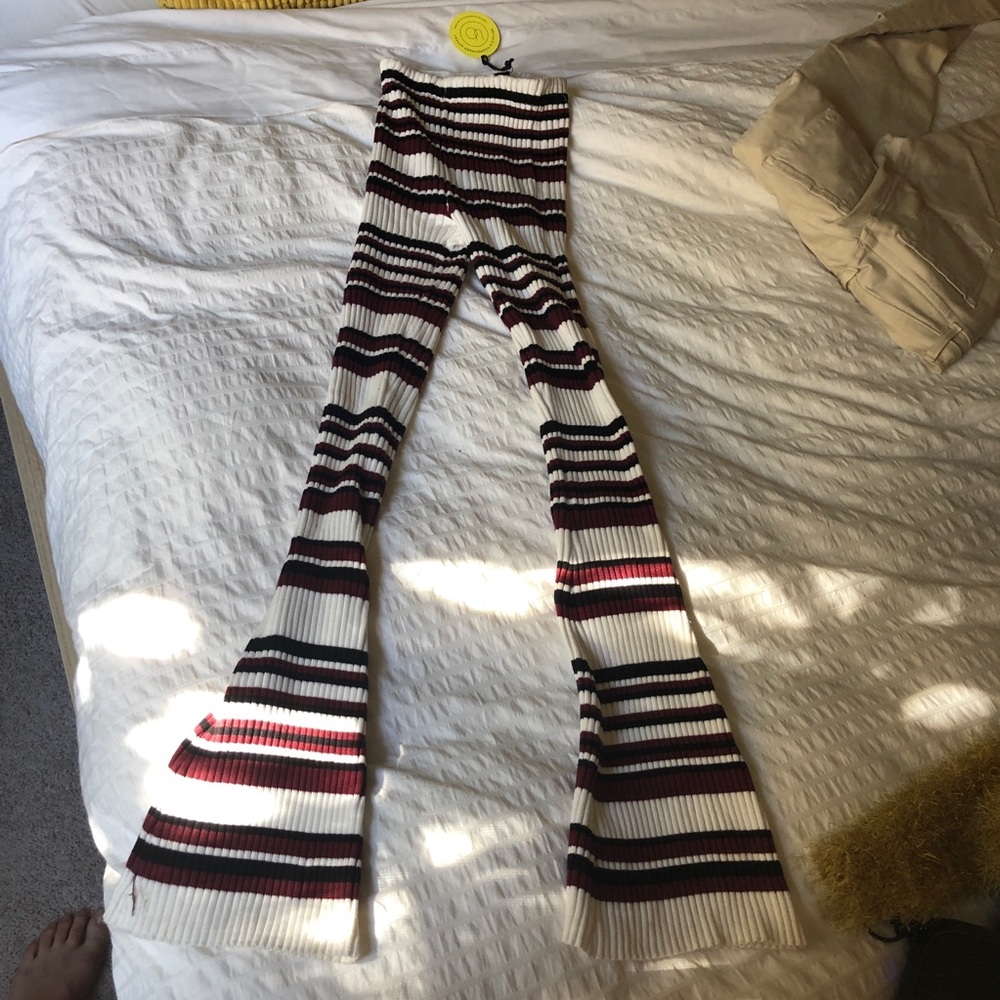 UO Marie Ribbed Puddle Pant - Picture 6 of 8
